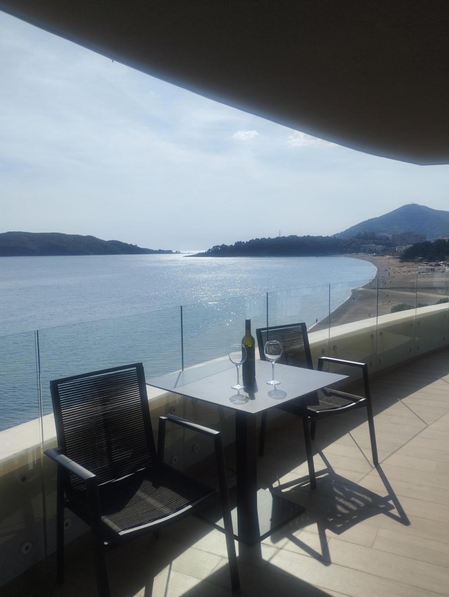Beachfront Luxury Apartment Budva Room photo